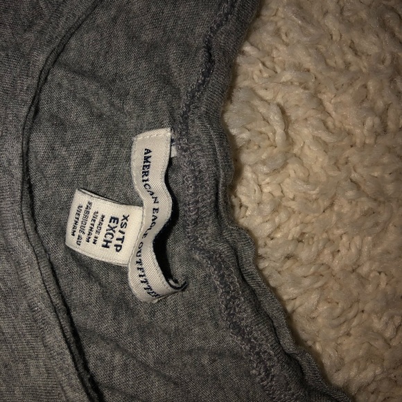 Grey american eagle crop top - Picture 2 of 4